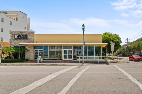 Commercial property in Delray Beach, Florida № 2399946