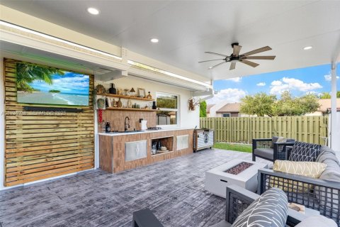 Touwnhouse à louer à Miami, Floride: 2 chambres, 102.56 m2 № 1993299 - photo 28