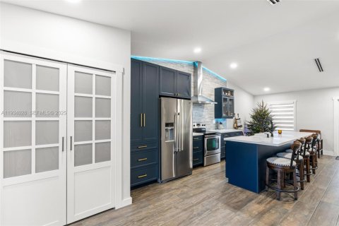 Touwnhouse à louer à Miami, Floride: 2 chambres, 102.56 m2 № 1993299 - photo 15