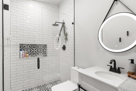 Touwnhouse à louer à Miami, Floride: 2 chambres, 102.56 m2 № 1993299 - photo 21