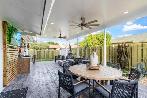 Touwnhouse à louer à Miami, Floride: 2 chambres, 102.56 m2 № 1993299 - photo 26