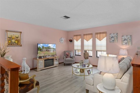 House in Homosassa, Florida 2 bedrooms, 168.52 sq.m. № 2109980 - photo 8