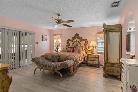 House in Homosassa, Florida 2 bedrooms, 168.52 sq.m. № 2109980 - photo 20