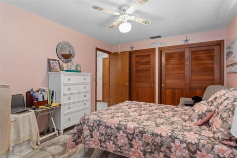 House in Homosassa, Florida 2 bedrooms, 168.52 sq.m. № 2109980 - photo 28