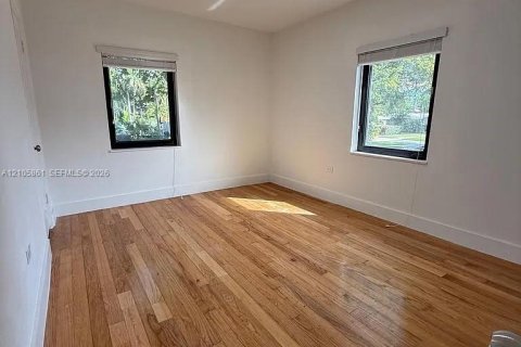Appartement à louer à Coral Gables, Floride: 2 chambres, 73.39 m2 № 2422025 - photo 6