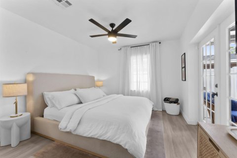 Casa en venta en Fort Lauderdale, Florida, 4 dormitorios, 159.05 m2 № 2179799 - foto 15