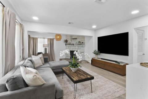 Casa en venta en Fort Lauderdale, Florida, 4 dormitorios, 159.05 m2 № 2179799 - foto 13