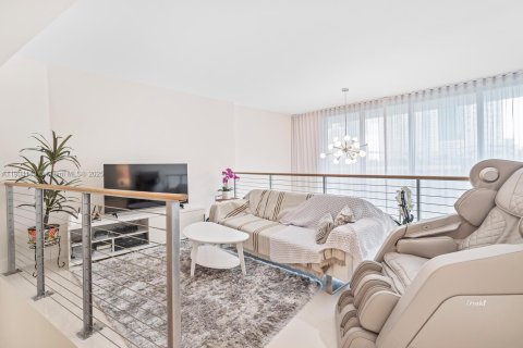 Купить кондоминиум в Майами, Флорида 3 спальни, 140.1м2, № 1956474 - фото 19