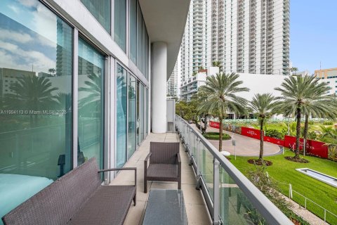 Купить кондоминиум в Майами, Флорида 3 спальни, 140.1м2, № 1956474 - фото 12