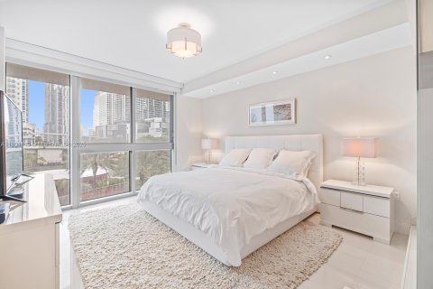 Купить кондоминиум в Майами, Флорида 3 спальни, 140.1м2, № 1956474 - фото 13