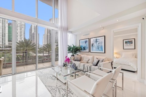 Купить кондоминиум в Майами, Флорида 3 спальни, 140.1м2, № 1956474 - фото 3