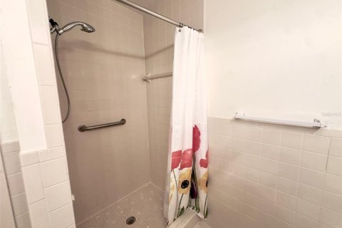Снять в аренду кондоминиум в Клируотер, Флорида 2 спальни, 99.41м2, № 2113767 - фото 11