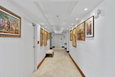Condominio en venta en Miami Beach, Florida, 4 dormitorios, 426.14 m2 № 2020382 - foto 4