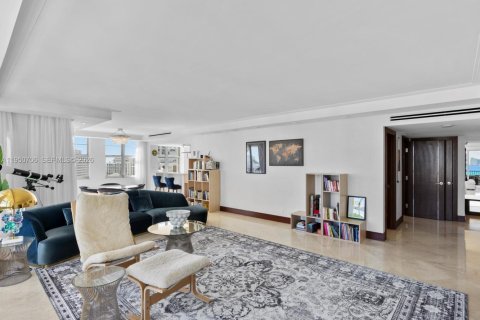 Condominio en venta en Miami Beach, Florida, 4 dormitorios, 426.14 m2 № 2020382 - foto 20