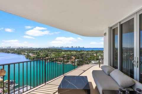 Condominio en venta en Miami Beach, Florida, 4 dormitorios, 426.14 m2 № 2020382 - foto 15