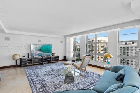 Condominio en venta en Miami Beach, Florida, 4 dormitorios, 426.14 m2 № 2020382 - foto 22