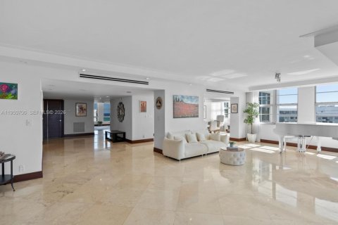 Condominio en venta en Miami Beach, Florida, 4 dormitorios, 426.14 m2 № 2020382 - foto 10