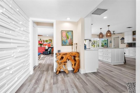 House in Punta Gorda, Florida 4 bedrooms, 178.93 sq.m. № 2223479 - photo 8