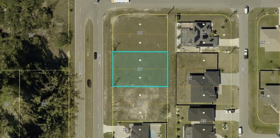 Land in Cape Coral, Florida № 1854585