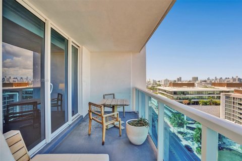 Снять в аренду кондоминиум в Майами-Бич, Флорида 1 спальня, 82.59м2, № 1935034 - фото 29