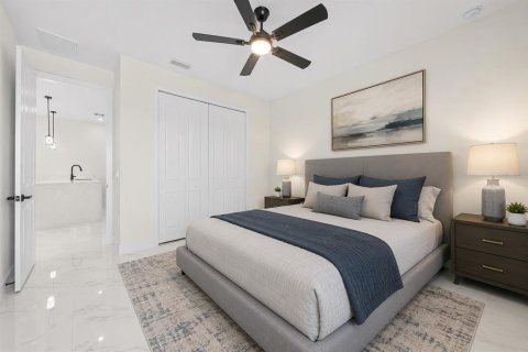 Immobilier commercial à vendre à Cape Coral, Floride: 12 chambres, 222.97 m2 № 2234666 - photo 18