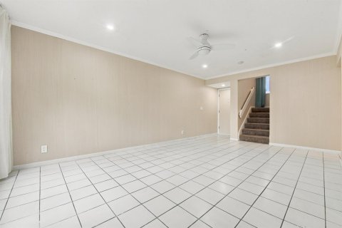 Touwnhouse à vendre à Boca Raton, Floride: 3 chambres, 117.8 m2 № 2406042 - photo 10