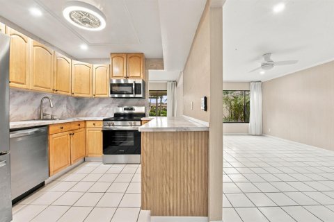 Touwnhouse à vendre à Boca Raton, Floride: 3 chambres, 117.8 m2 № 2406042 - photo 9