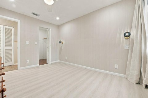 Touwnhouse à vendre à Boca Raton, Floride: 3 chambres, 117.8 m2 № 2406042 - photo 19