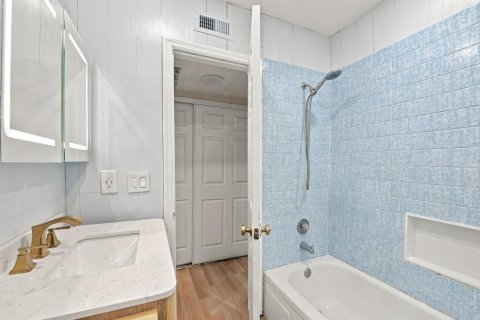 Touwnhouse à vendre à Boca Raton, Floride: 3 chambres, 117.8 m2 № 2406042 - photo 13