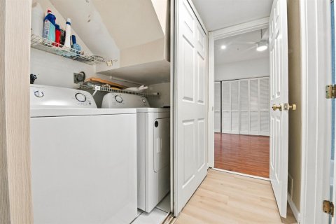 Touwnhouse à vendre à Boca Raton, Floride: 3 chambres, 117.8 m2 № 2406042 - photo 20