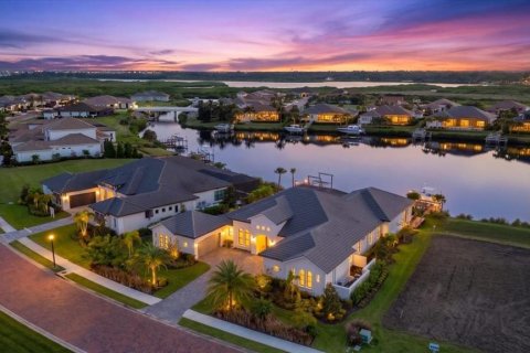 House in Parrish, Florida 3 bedrooms, 308.81 sq.m. № 2431632 - photo 4