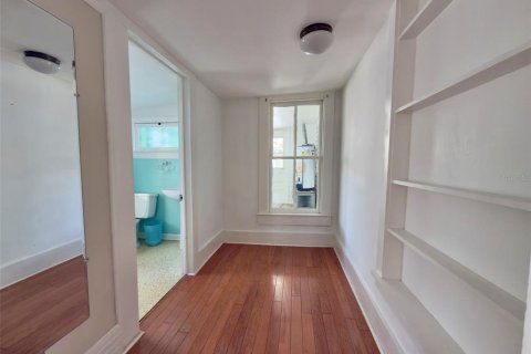 House in Eustis, Florida 3 bedrooms, 166.2 sq.m. № 2399372 - photo 5