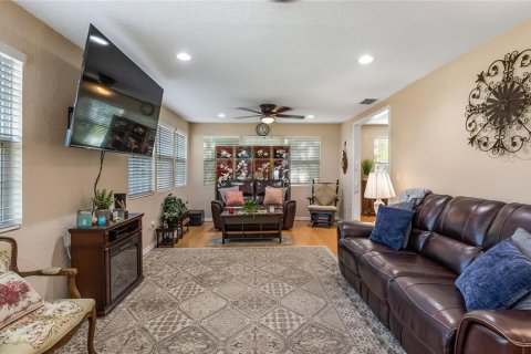 Casa en venta en Center Hill, Florida, 2 dormitorios, 108.7 m2 № 2211644 - foto 4
