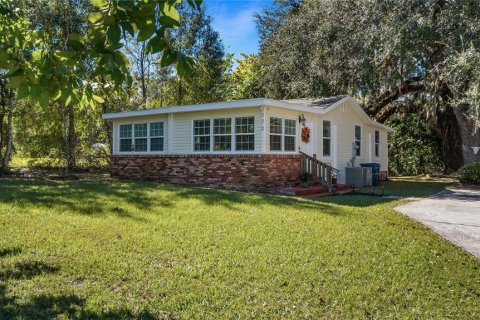 Casa en venta en Center Hill, Florida, 2 dormitorios, 108.7 m2 № 2211644 - foto 3