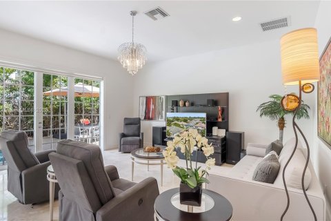 House in Fort Lauderdale, Florida 4 bedrooms, 256.13 sq.m. № 1863812 - photo 29