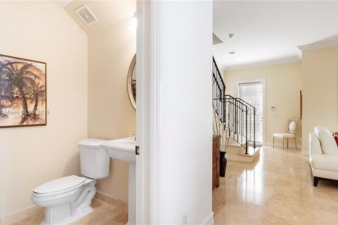 House in Fort Lauderdale, Florida 4 bedrooms, 256.13 sq.m. № 1863812 - photo 14