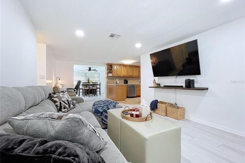 House in Holiday, Florida 2 bedrooms, 106.93 sq.m. № 1870794 - photo 15