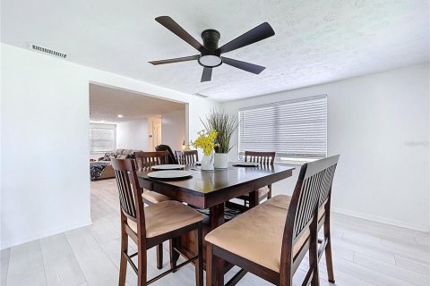 House in Holiday, Florida 2 bedrooms, 106.93 sq.m. № 1870794 - photo 19