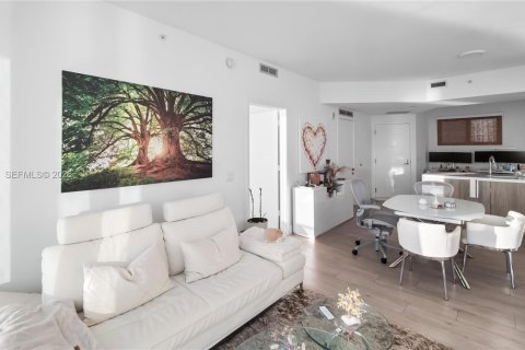 Copropriété à louer à Miami, Floride: 2 chambres, 113.62 m2 № 2001146 - photo 11