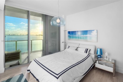 Copropriété à louer à Miami, Floride: 2 chambres, 113.62 m2 № 2001146 - photo 12