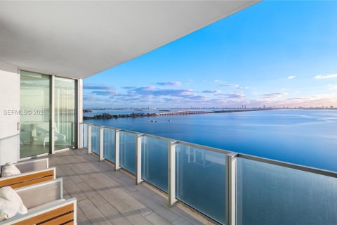 Condo à Miami, Floride, 2 chambres  № 2001146