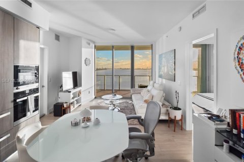 Copropriété à louer à Miami, Floride: 2 chambres, 113.62 m2 № 2001146 - photo 26