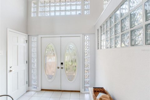 Купить виллу или дом в Норт-Редингтон-Бич, Флорида 6 комнат, 236.06м2, № 1628311 - фото 8