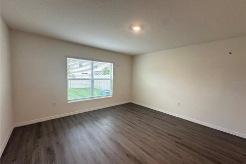 Casa en alquiler en Zephyrhills, Florida, 3 dormitorios, 144.93 m2 № 1903421 - foto 9