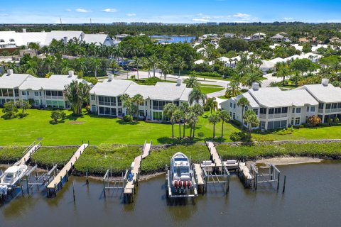 Condo in Jupiter, Florida, 3 bedrooms № 2247665 - photo 17