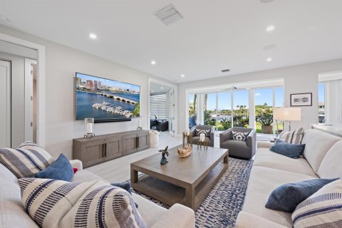 Condo in Jupiter, Florida, 3 bedrooms № 2247665 - photo 8