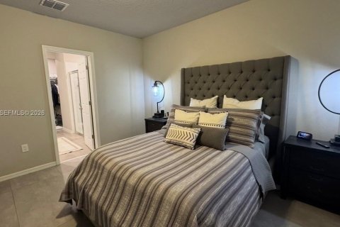 House in Clermont, Florida 3 bedrooms № 2244283 - photo 7