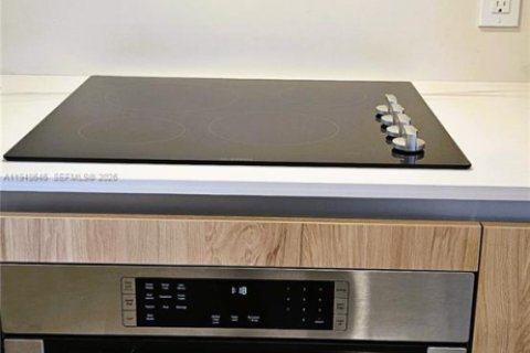 Снять в аренду кондоминиум в Майами, Флорида 1 спальня, 60.39м2, № 2004812 - фото 7