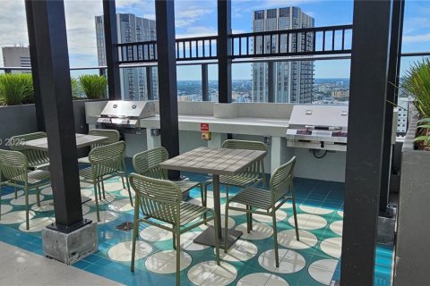 Снять в аренду кондоминиум в Майами, Флорида 1 спальня, 60.39м2, № 2004812 - фото 28