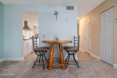 Touwnhouse à vendre à Ormond Beach, Floride: 2 chambres, 123.65 m2 № 1903788 - photo 9